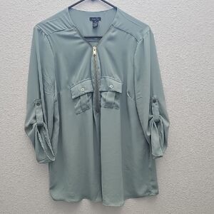 Rue21 Sage Zip-Front Top